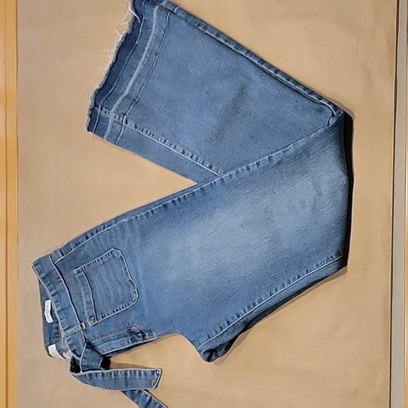 Sofia Vergara Sz. 12 Melisa Flare High Waist Self Belt Release Hem Stretch Jeans - Picture 5 of 15